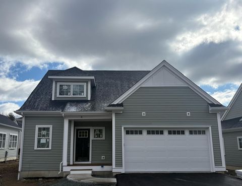 Photo of 4 Weber Farm Road #4, Wrentham, MA 02093 (MLS # 73490999)