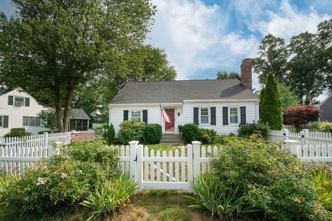 4 Sutton Street Weymouth MA 02189