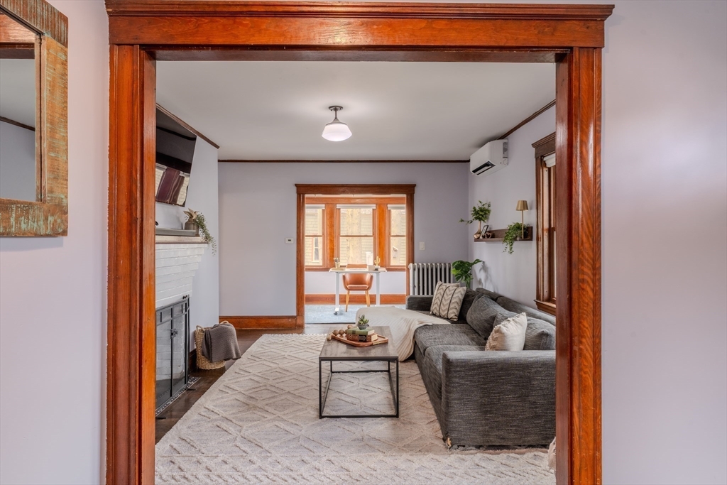 81 Linden Rd