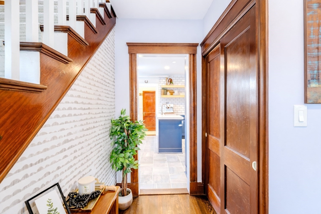 81 Linden Rd