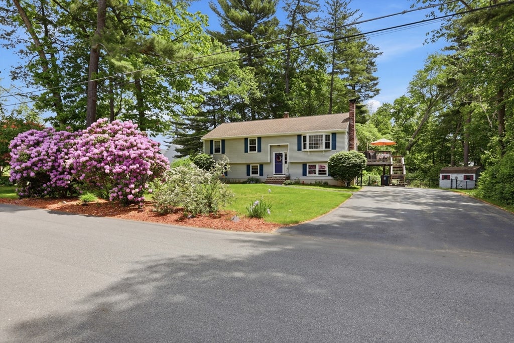 63 Faulkner Ave