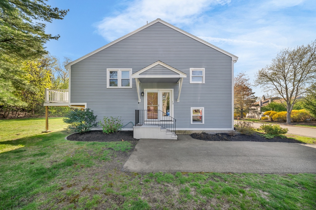 1 Griswold Dr 11A