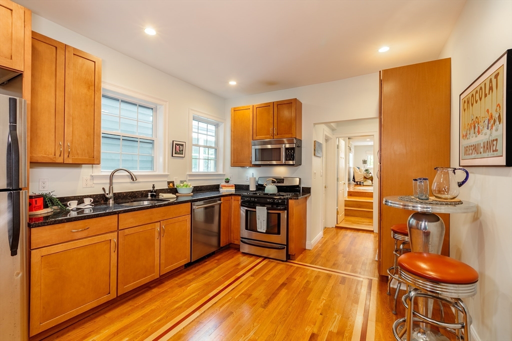 34 Elmwood Street A