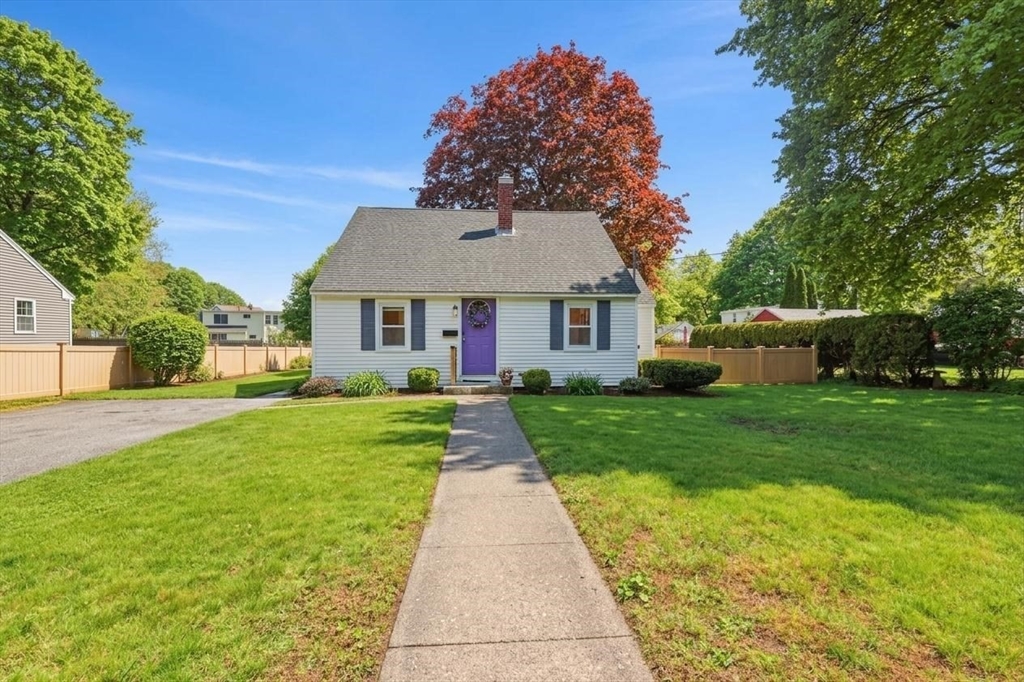 Photo of 1 Brookhaven Road, Worcester, MA