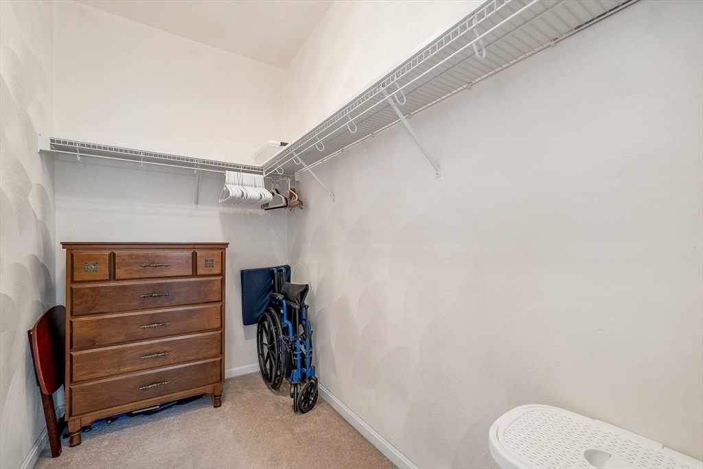 Ayer, Massachusetts 01432, United States, 2 Bedrooms Bedrooms, ,2 BathroomsBathrooms,Residential,Active,249412