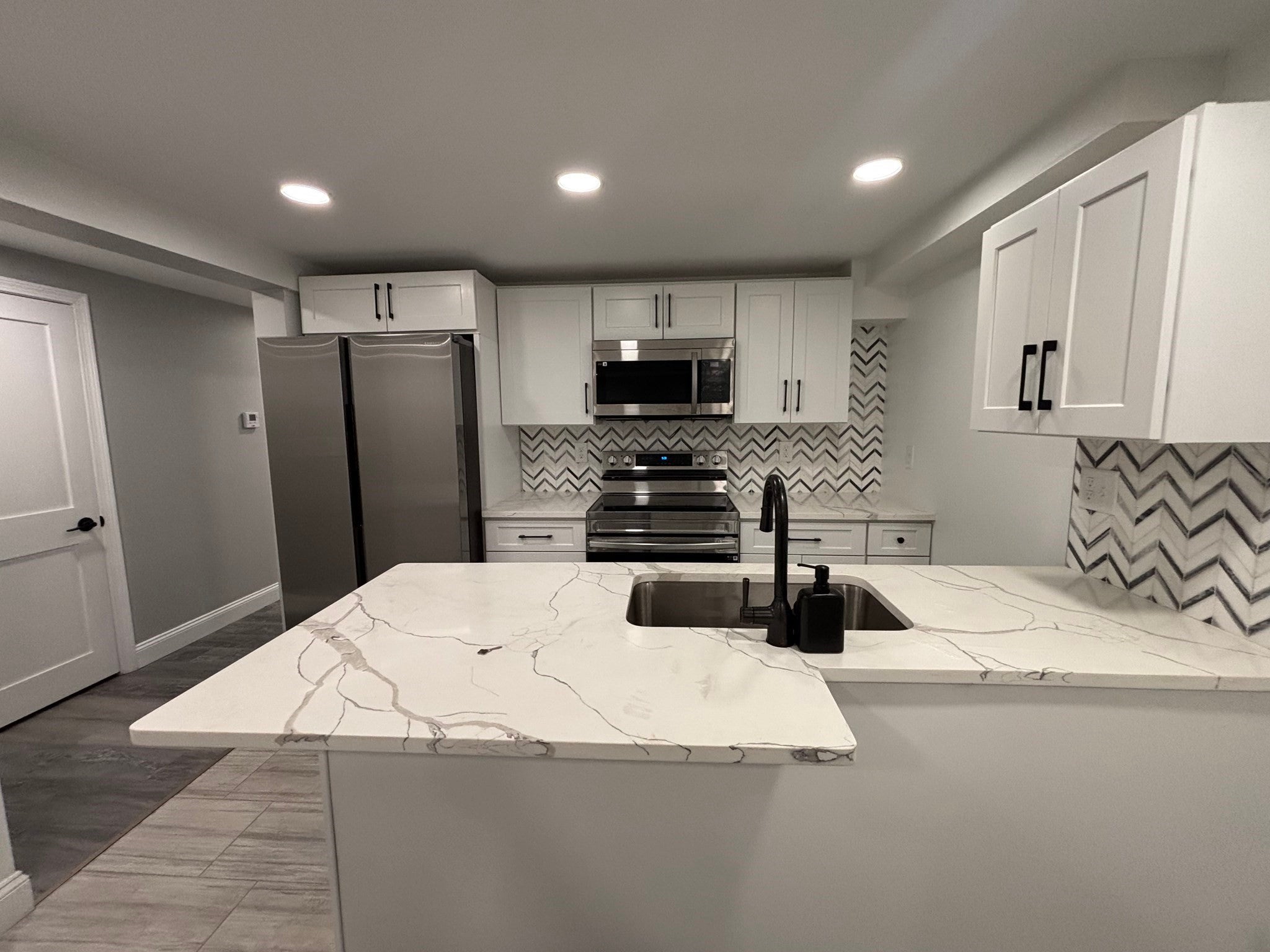 Photo of 297 Proctor Ave, Revere, MA