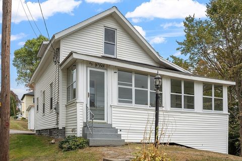 43 High St Leominster MA 01453