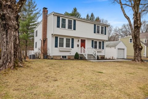 41 Ledgelawn Ave Lexington MA 02420