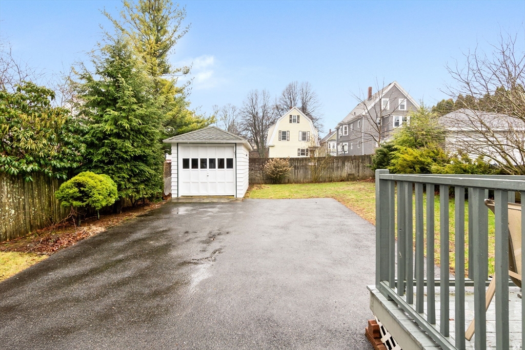49 Barstow St