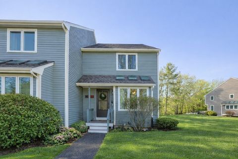 640 Maple Brook Rd 640 Bellingham MA 02019