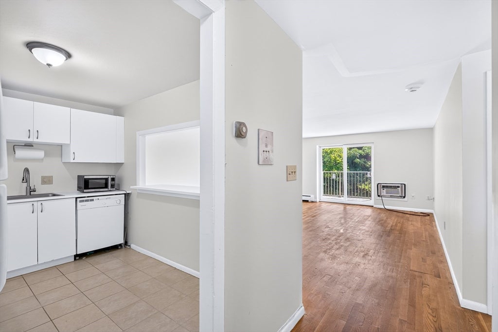 121 Tremont St C6