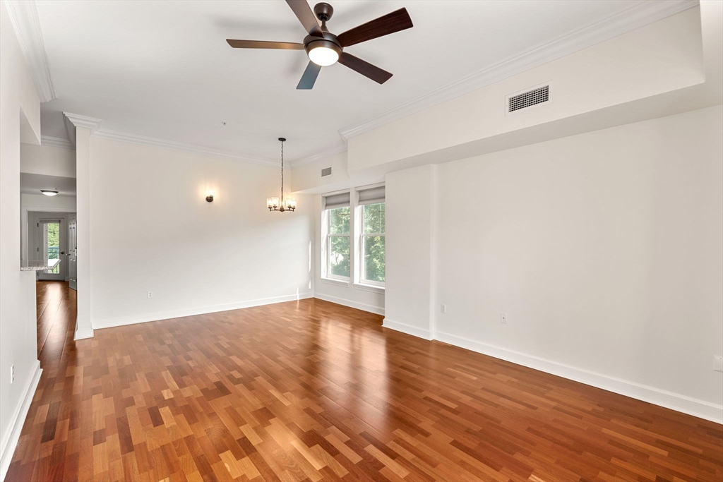 38 Village Rd 715