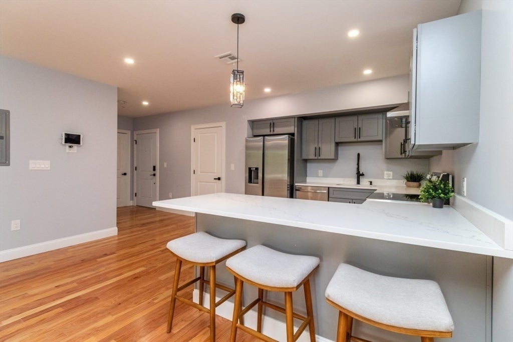 585 Washington Street #307, Quincy, MA Photo #4