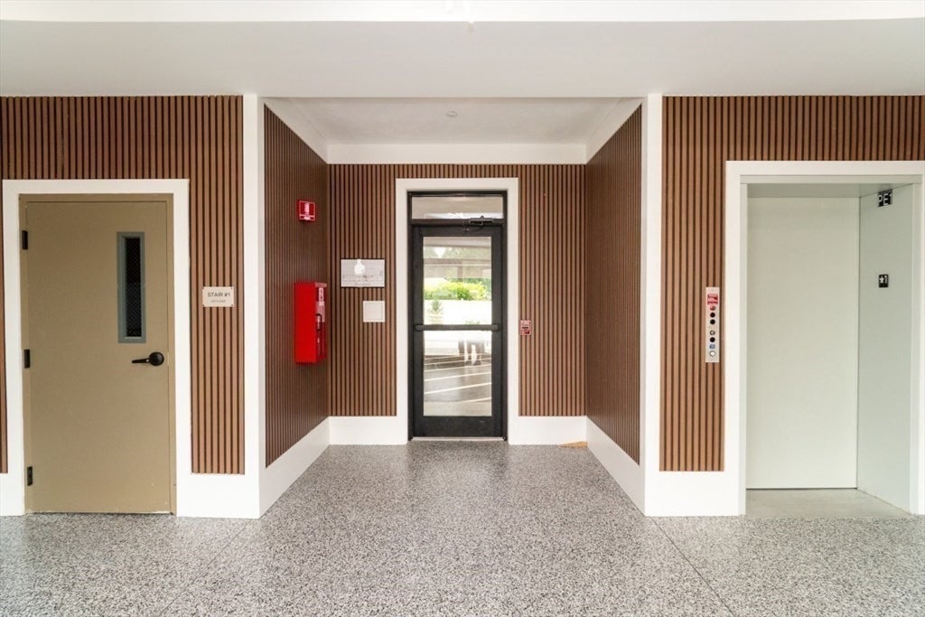 585 Washington Street #307, Quincy, MA Photo #16