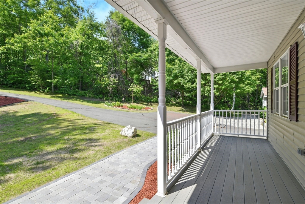 315 Woodland Way