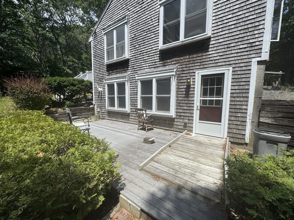 75 Donna Dr