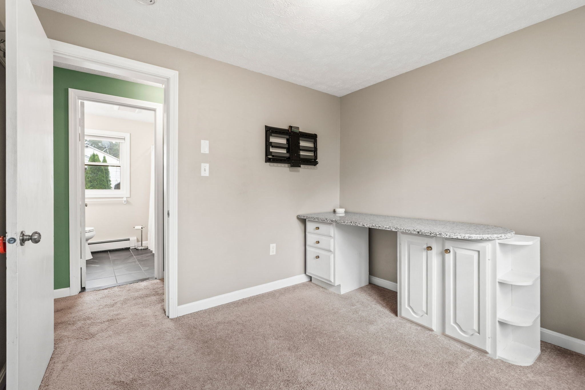 17 1/2 West Winkley St, Amesbury, MA, 17 1/2 West Winkley St, Amesbury, MA Photo #14