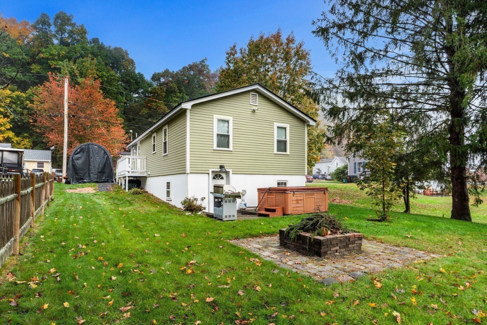 17 1/2 West Winkley St, Amesbury, MA, 17 1/2 West Winkley St, Amesbury, MA Photo #25
