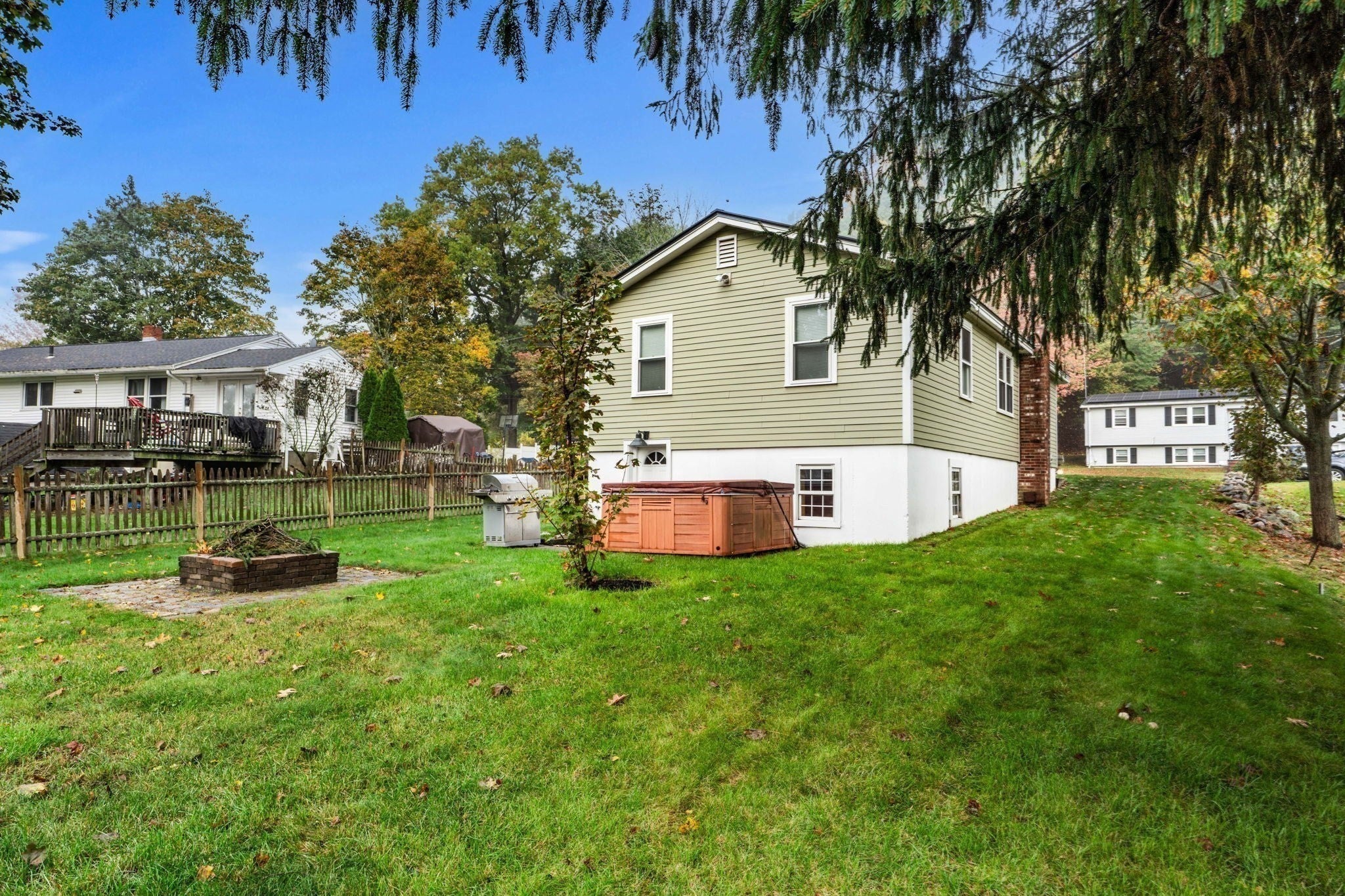 17 1/2 West Winkley St, Amesbury, MA, 17 1/2 West Winkley St, Amesbury, MA Photo #27