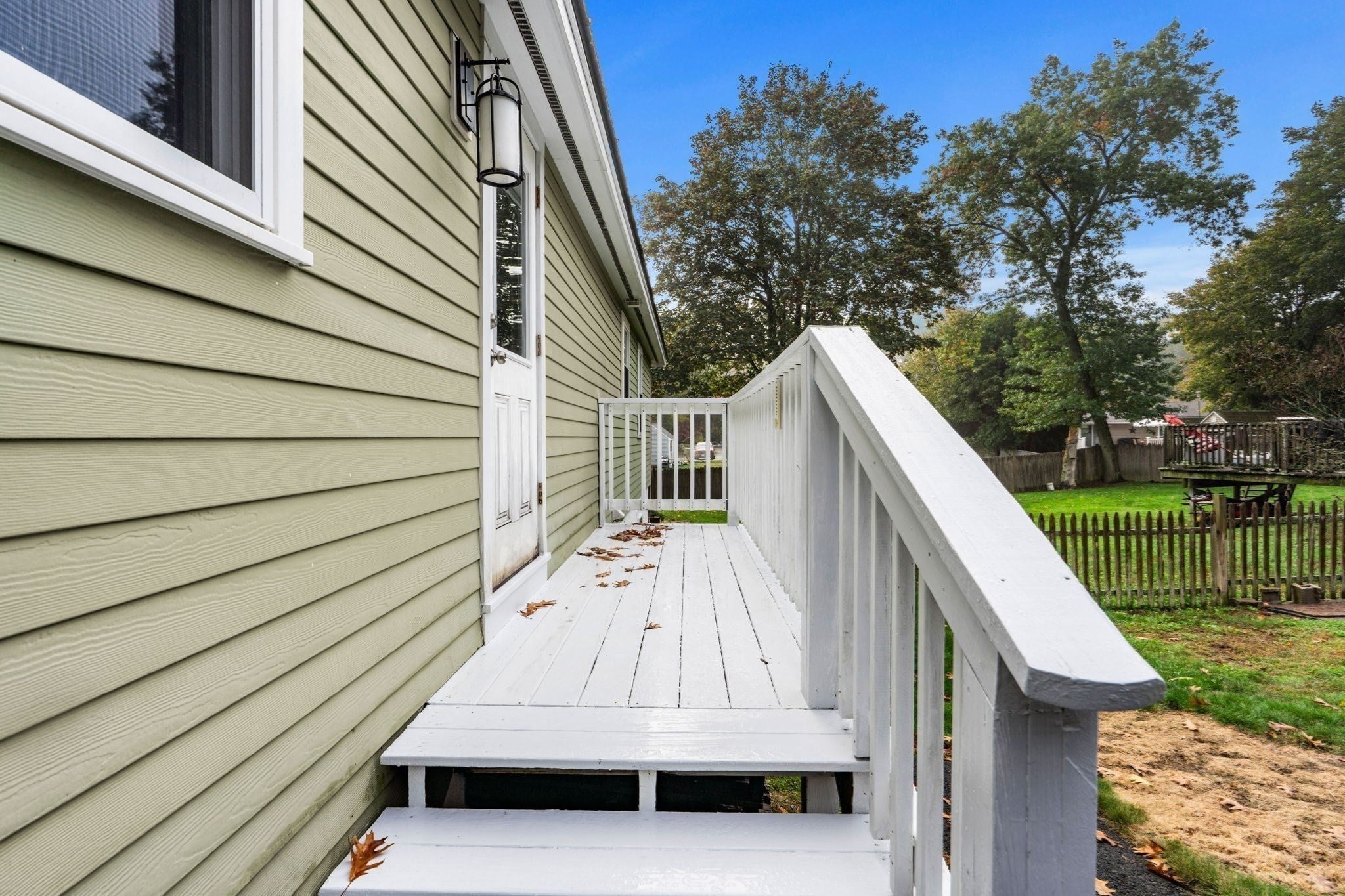 17 1/2 West Winkley St, Amesbury, MA, 17 1/2 West Winkley St, Amesbury, MA Photo #24