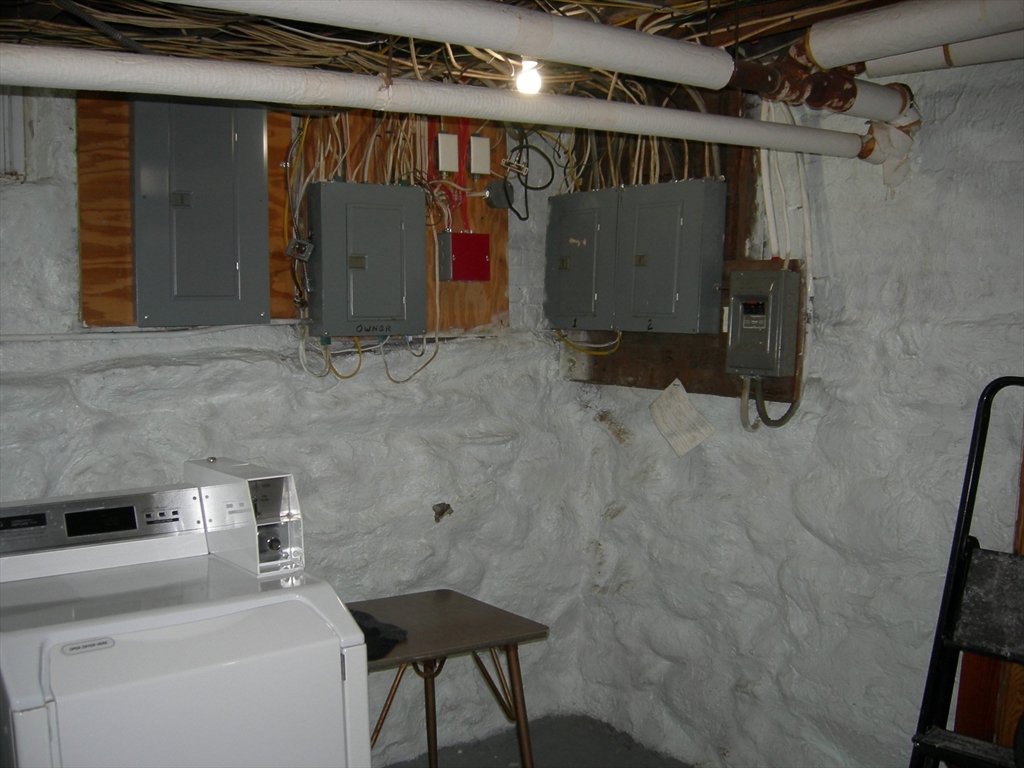 66 Fruit St, Worcester, MA, 66 Fruit St, Worcester, MA Photo #20
