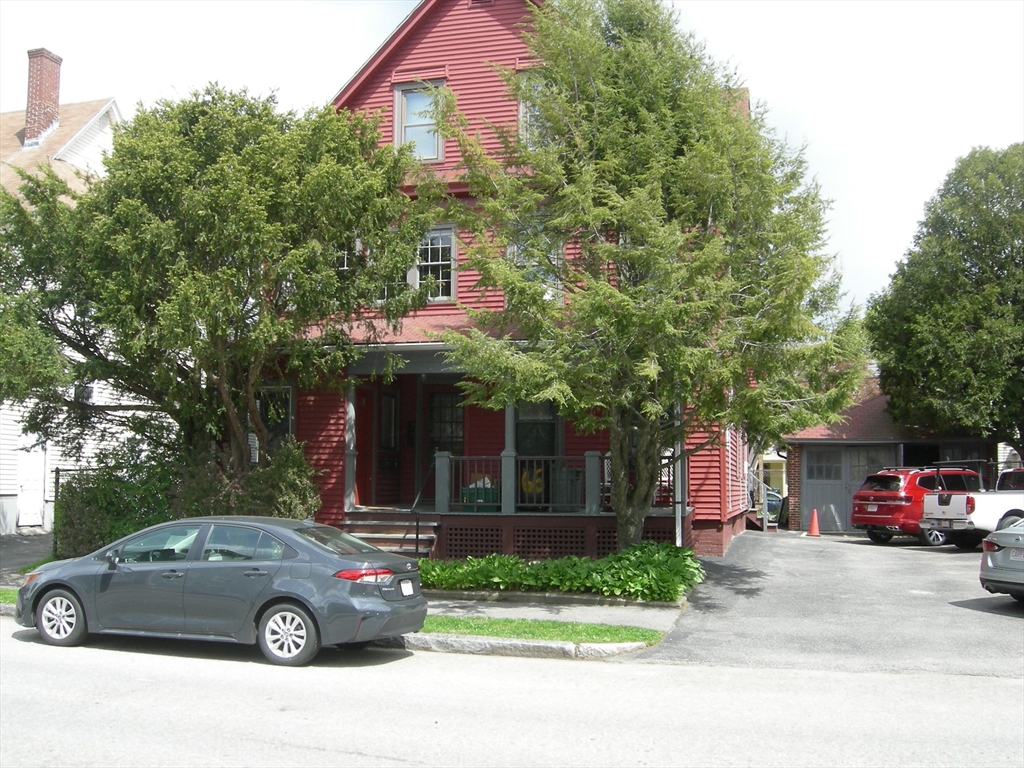 66 Fruit St, Worcester, MA, 66 Fruit St, Worcester, MA Photo #2
