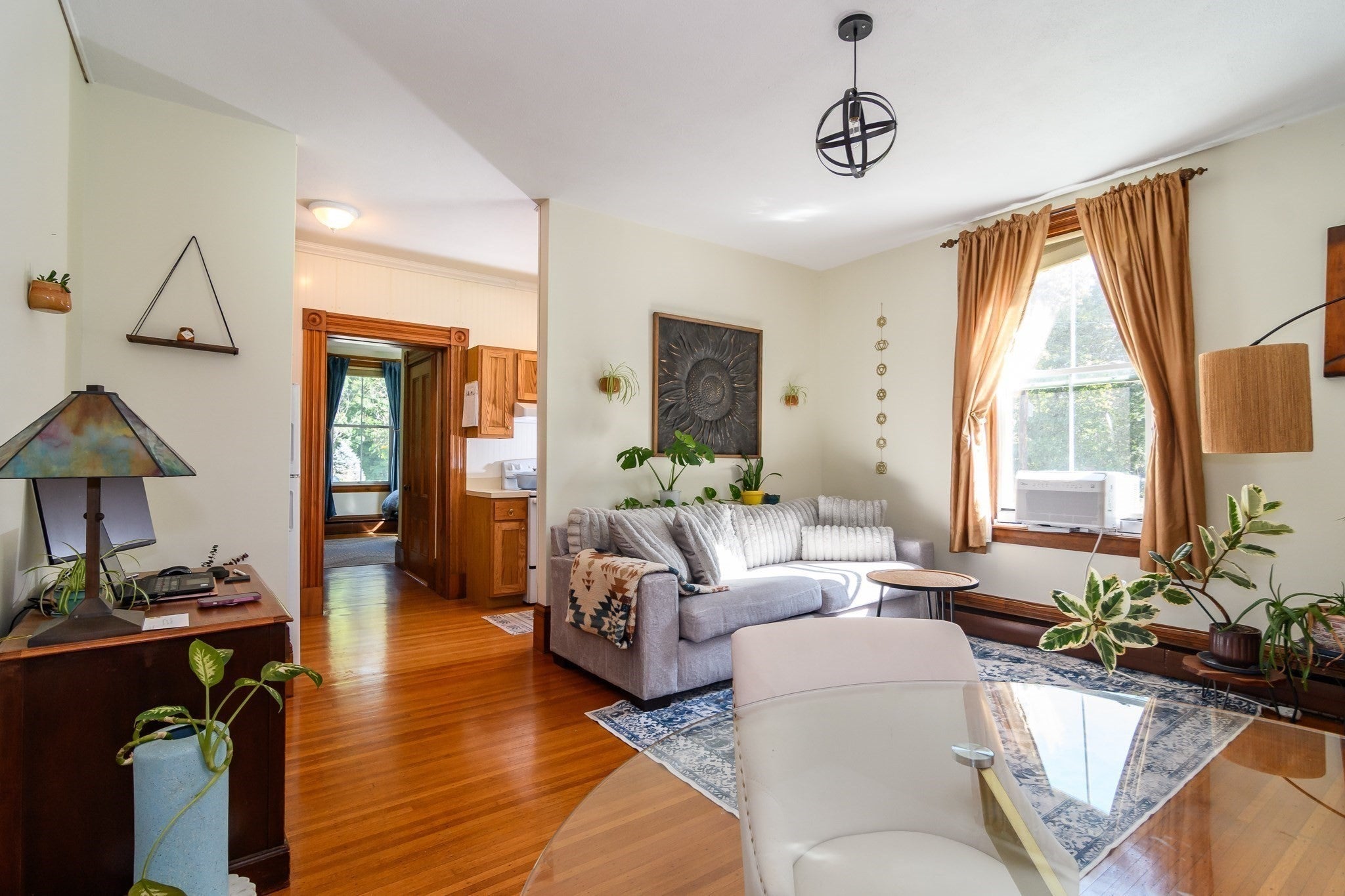 219 Pond St 1