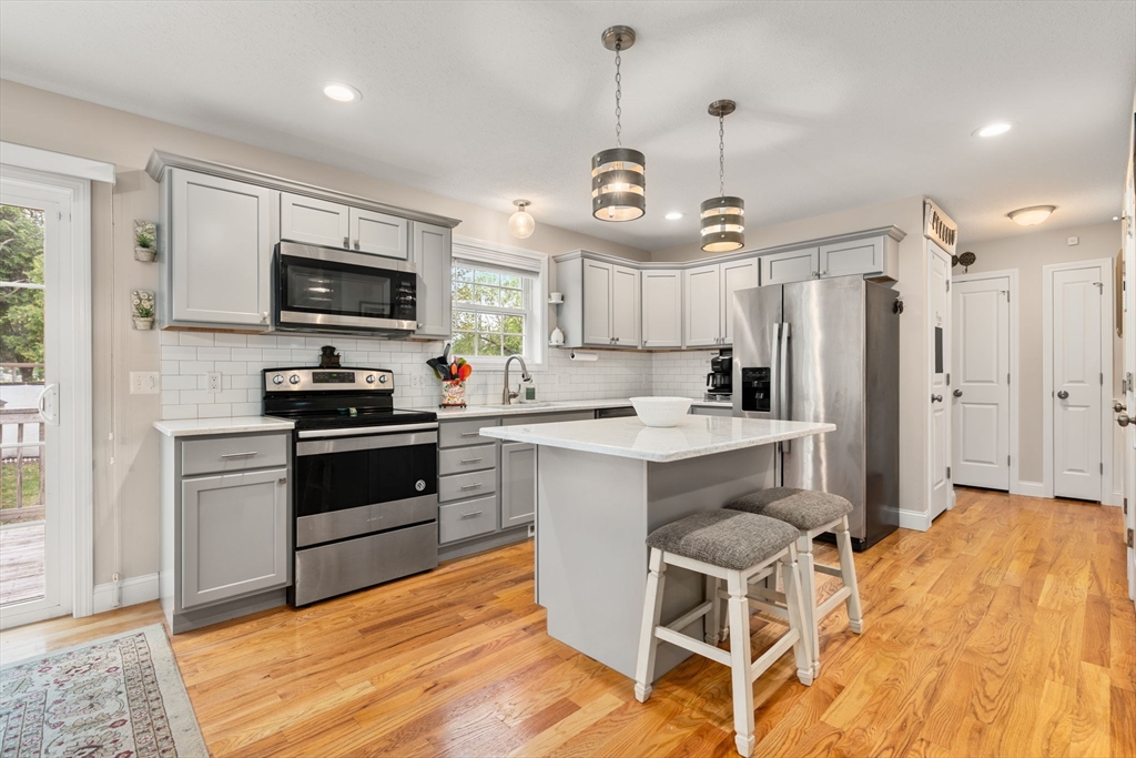 152 Ambrose St, Springfield, MA Photo #15