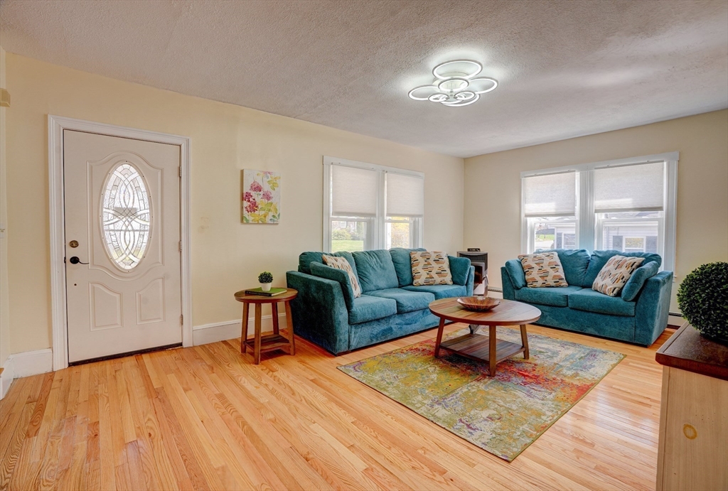 43 Coolidge Ave