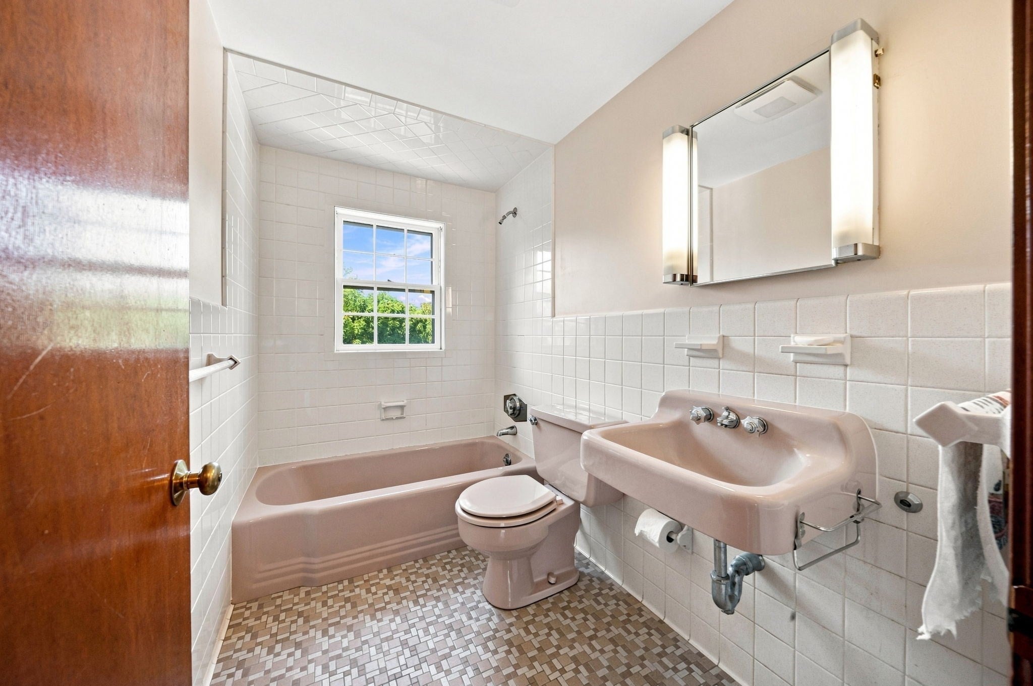 125 Whitehall St, Dedham, MA, 125 Whitehall St, Dedham, MA Photo #18