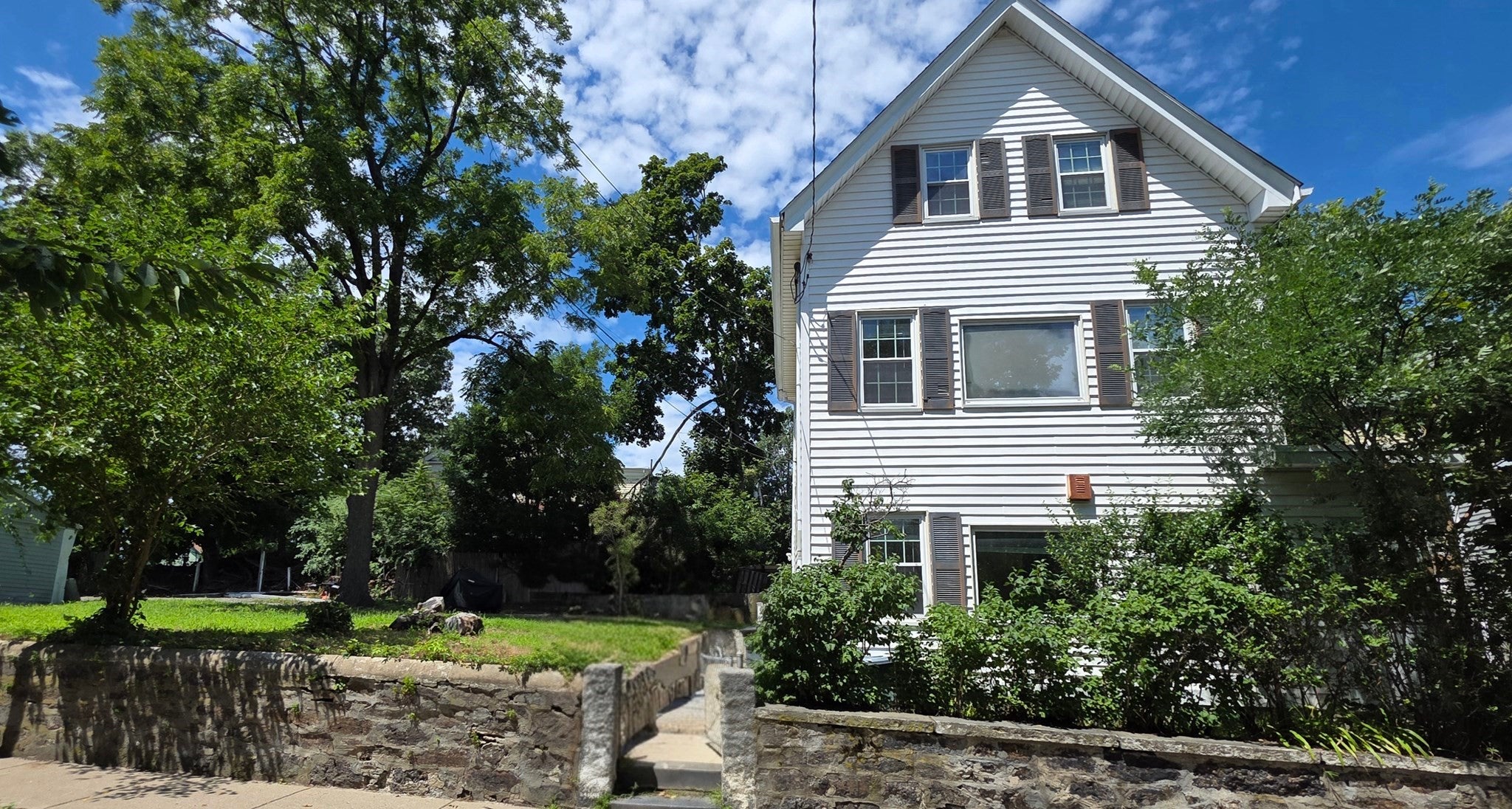 22 Juniper ST #2, Boston, MA Photo #9