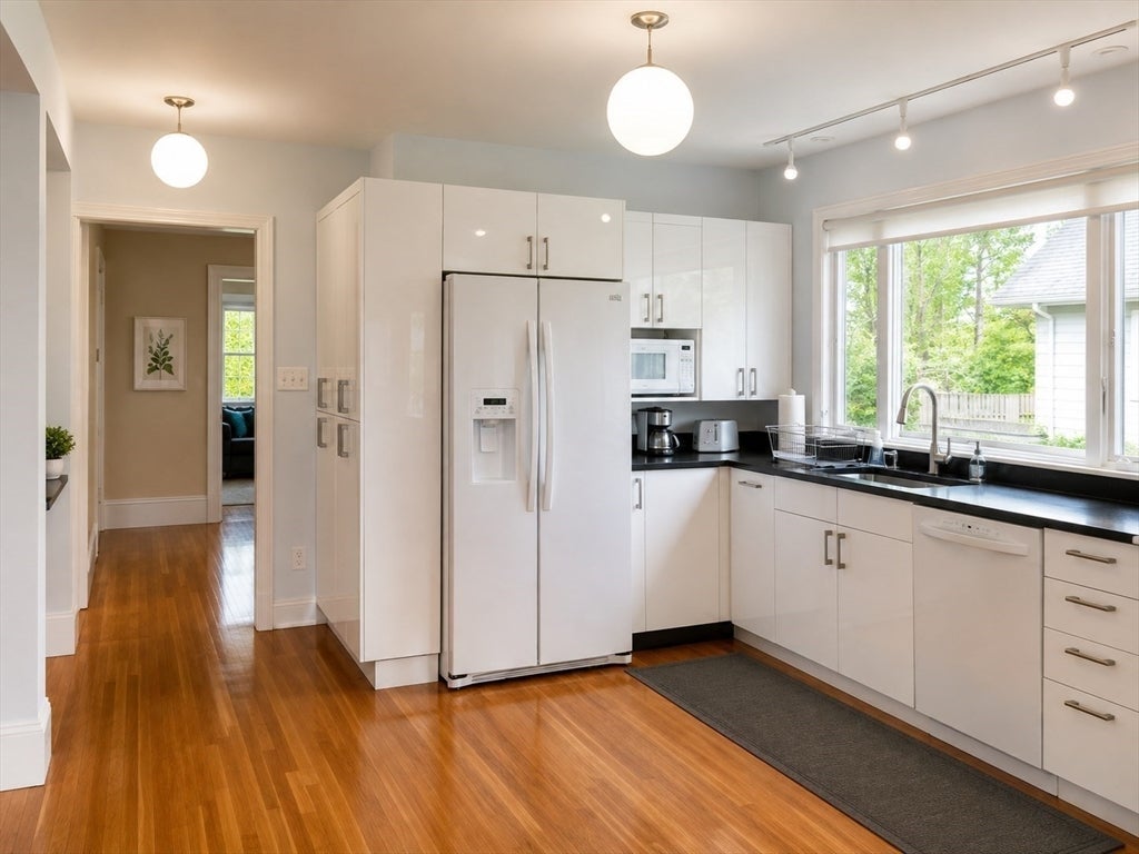 47 Clark Street #47, Newton, MA, 47 Clark Street #47, Newton, MA Photo #6