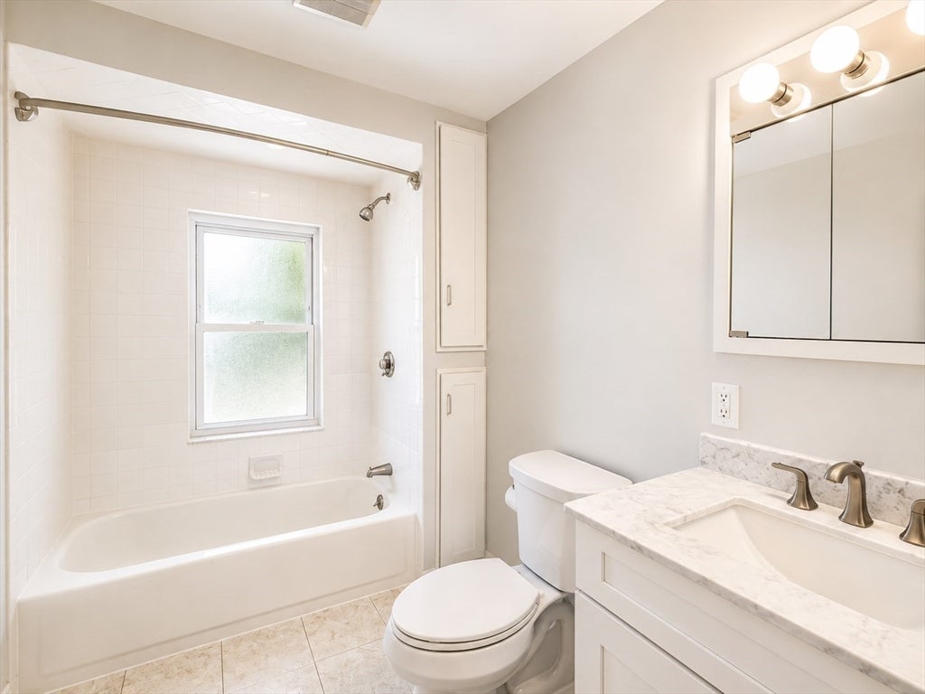 47 Clark Street #47, Newton, MA, 47 Clark Street #47, Newton, MA Photo #25