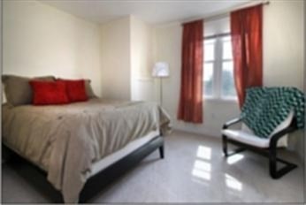 4048 Washington Street 5