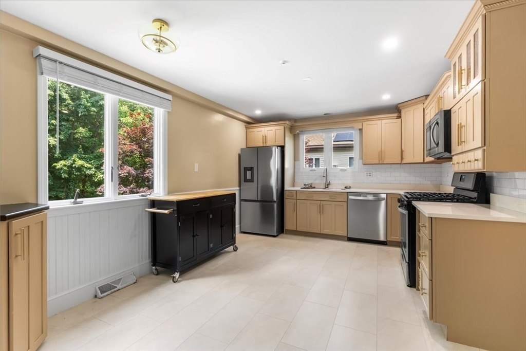 16 Fawn Cir