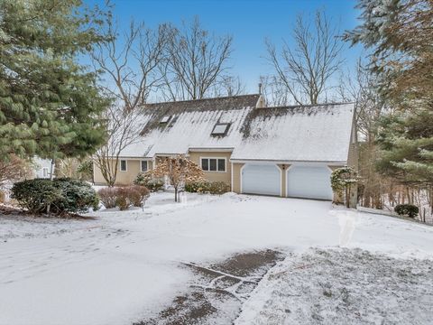 26 Farm Hill Rd Natick MA 01760