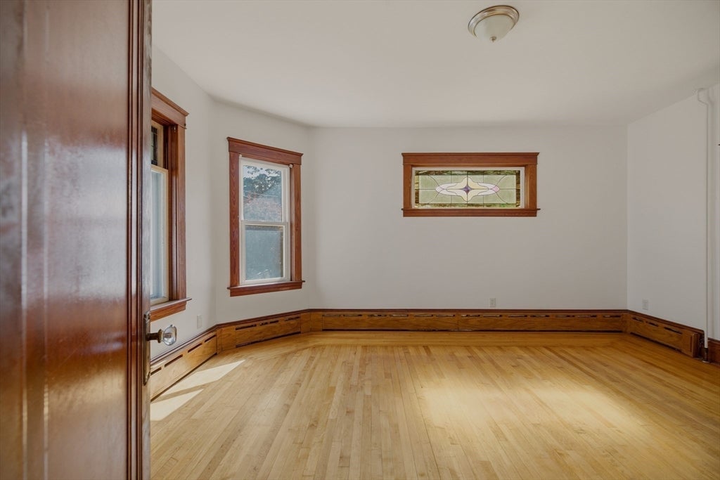 345 Sprague St