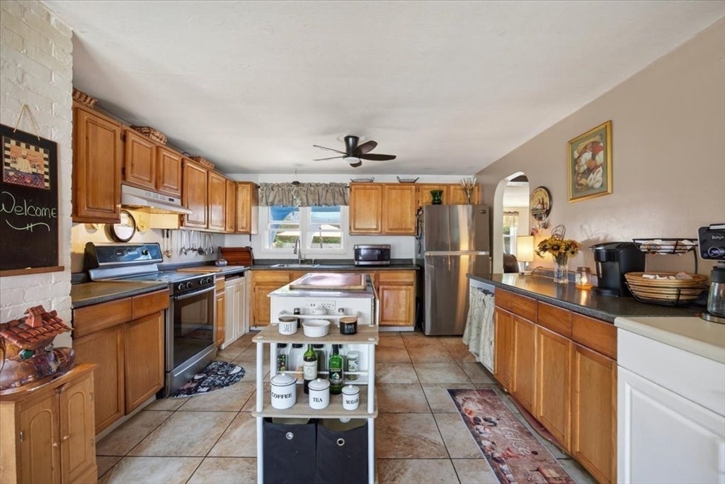 52 Boyle Rd, Brockton, MA, 52 Boyle Rd, Brockton, MA Photo #12