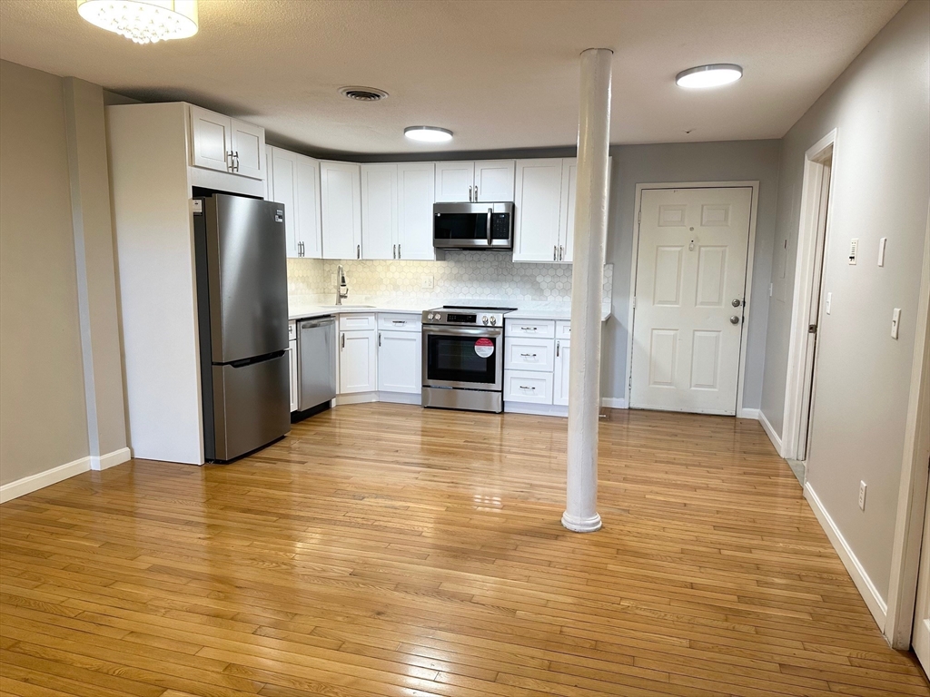 96 Old Colony 215