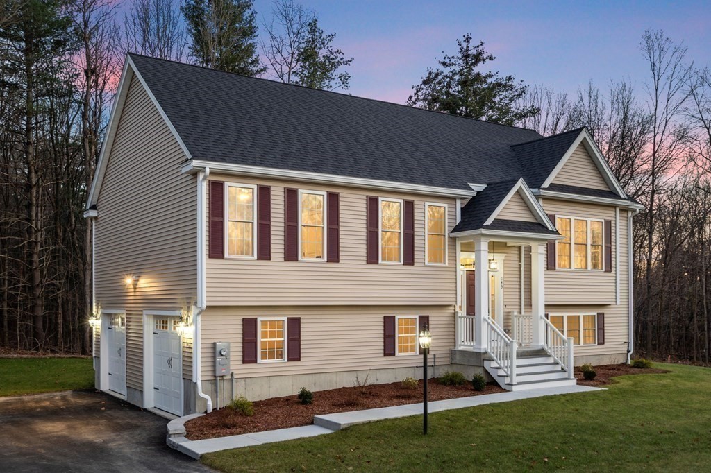 View Leominster, MA 01453 house
