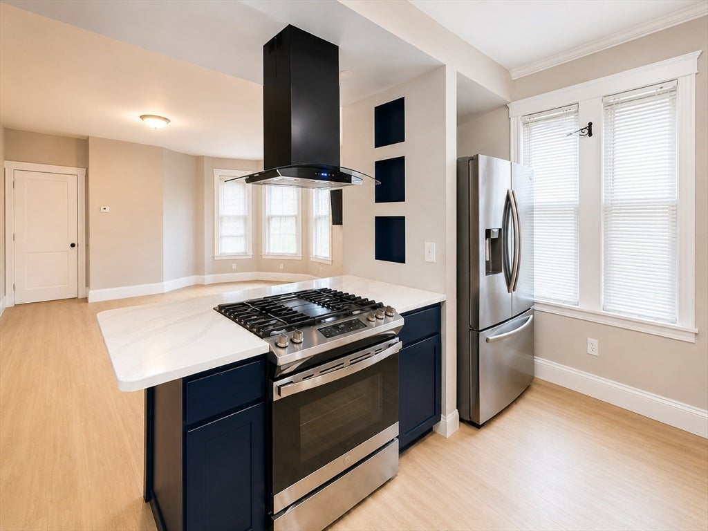 9 Trinity St #2, Lynn, MA, 9 Trinity St #2, Lynn, MA Photo #1