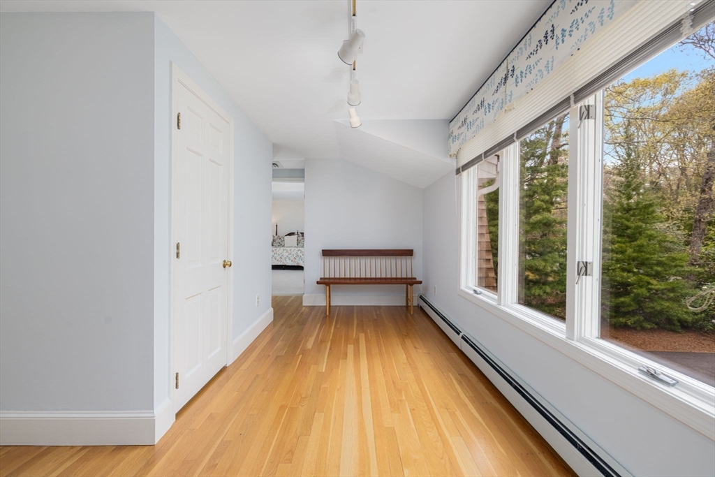34 Colonial Way, Dartmouth, MA Photo #18