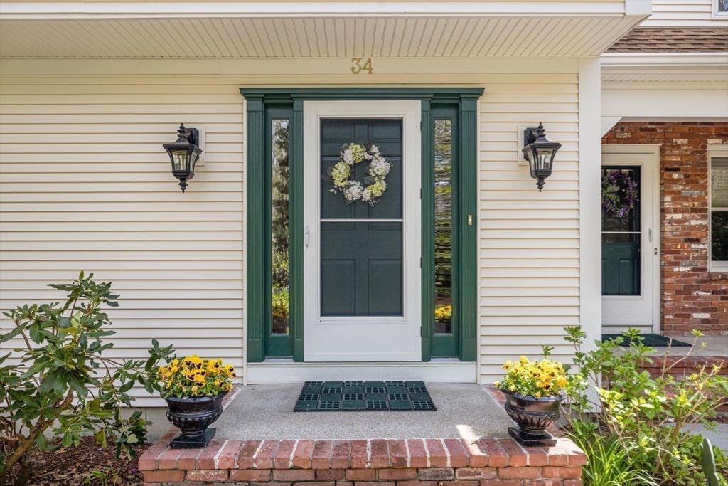 34 Colonial Way, Dartmouth, MA Photo #27