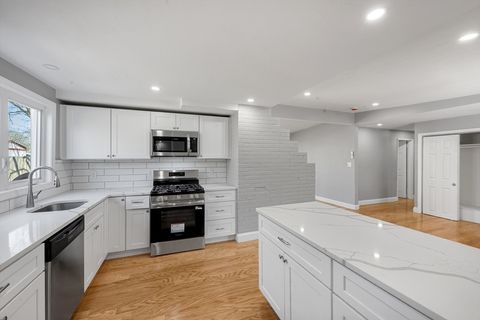 Photo of 109 Hastings St, Framingham, MA 01701 (MLS # 73499294)