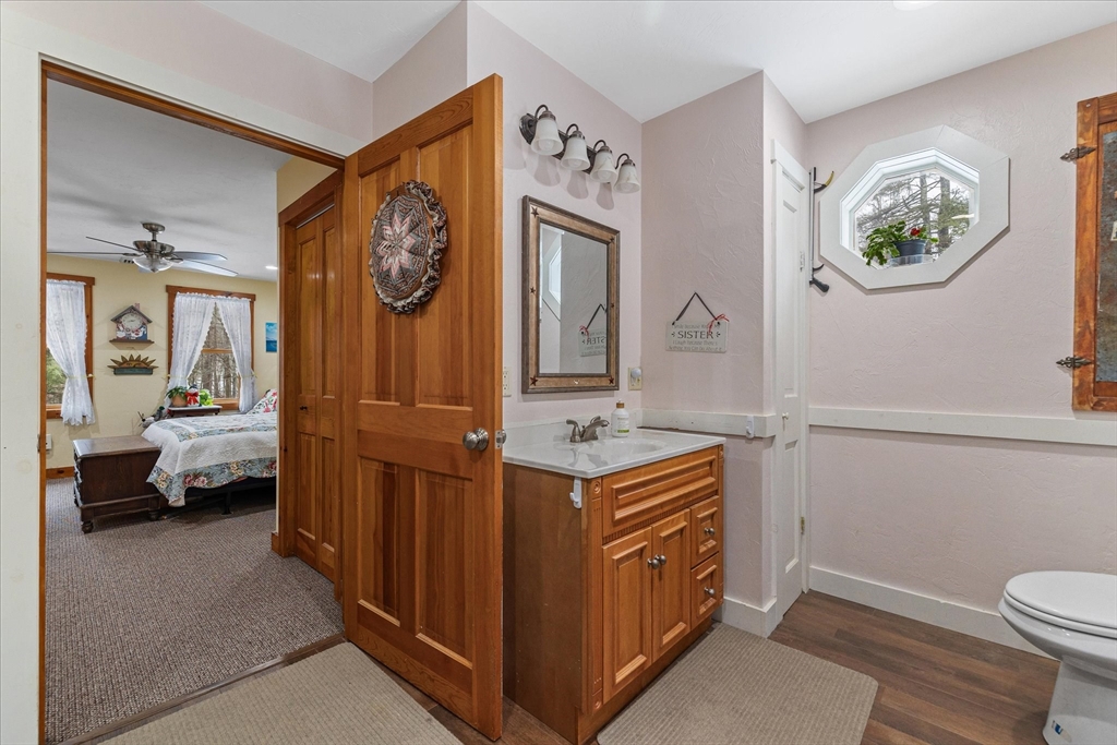 Southbridge, Massachusetts 01550, United States, 3 Bedrooms Bedrooms, ,3 BathroomsBathrooms,Residential,Pending,26791