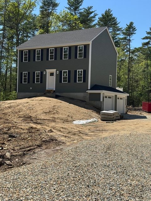 128 Tispaquin St Middleboro MA 02346