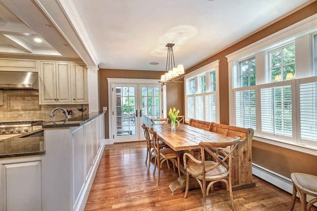 15 Foxcroft Rd, Winchester, MA Photo #9