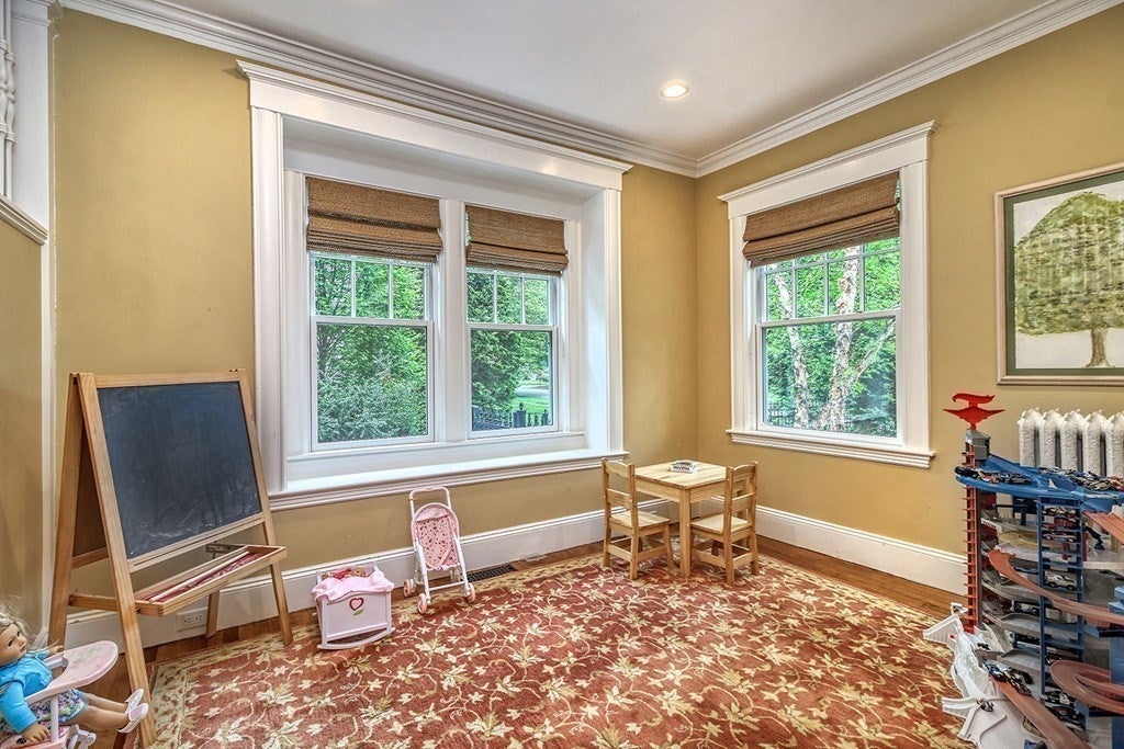 15 Foxcroft Rd, Winchester, MA Photo #12