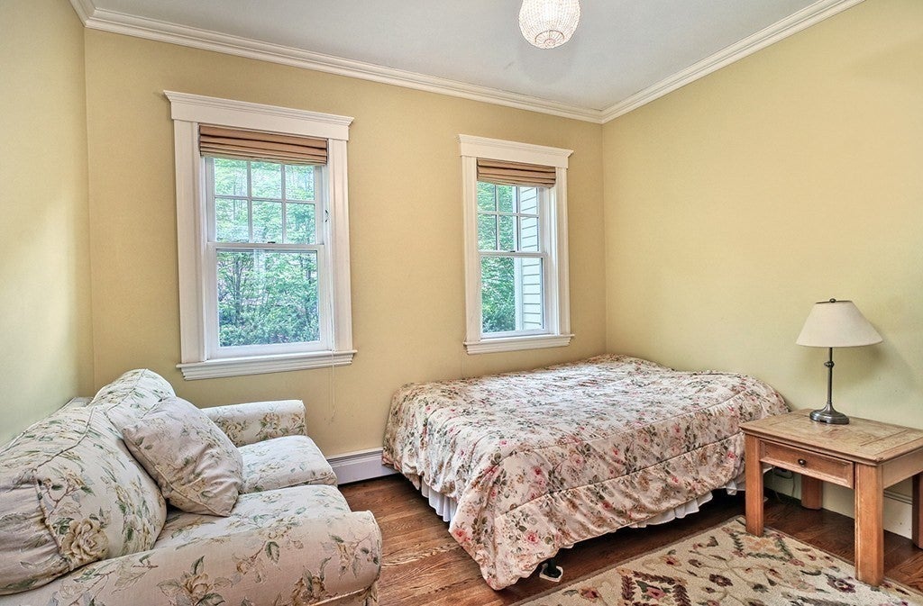 15 Foxcroft Rd, Winchester, MA Photo #25