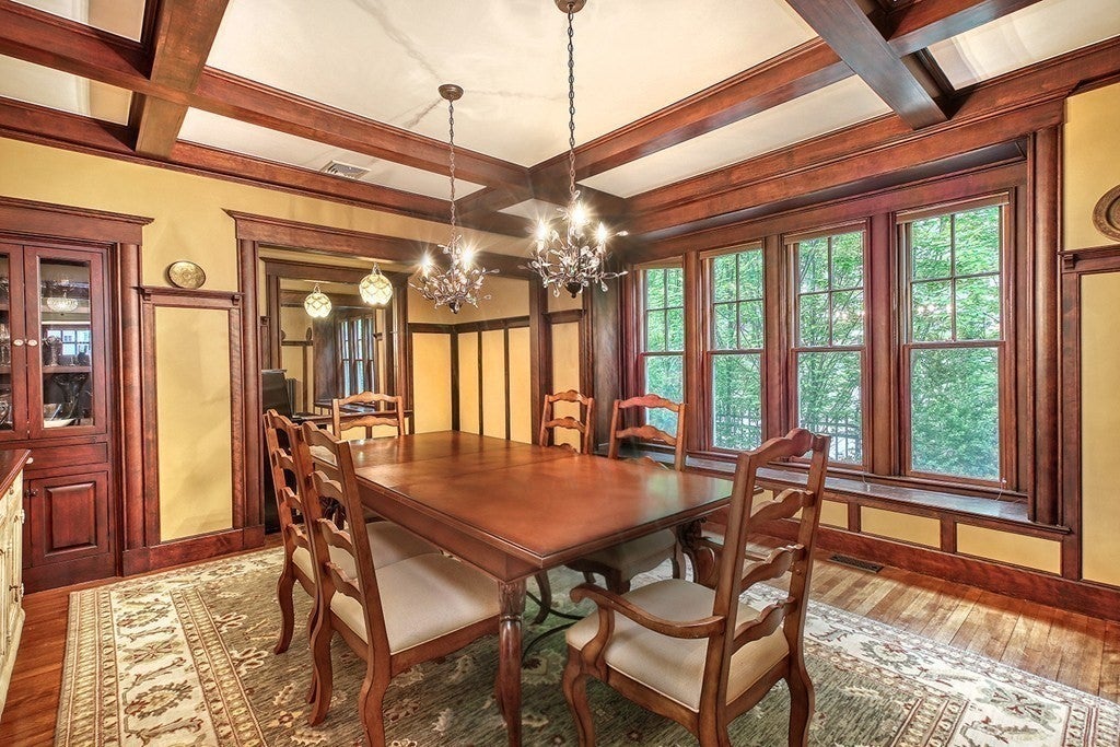 15 Foxcroft Rd, Winchester, MA Photo #11